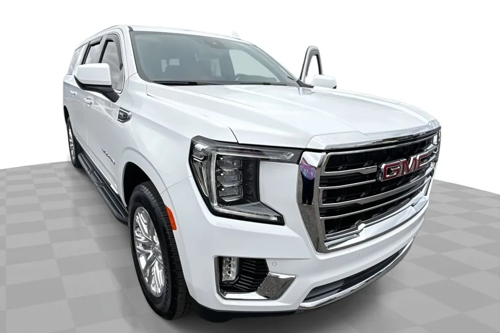 2023 Gmc Yukon XL SLT photo 1