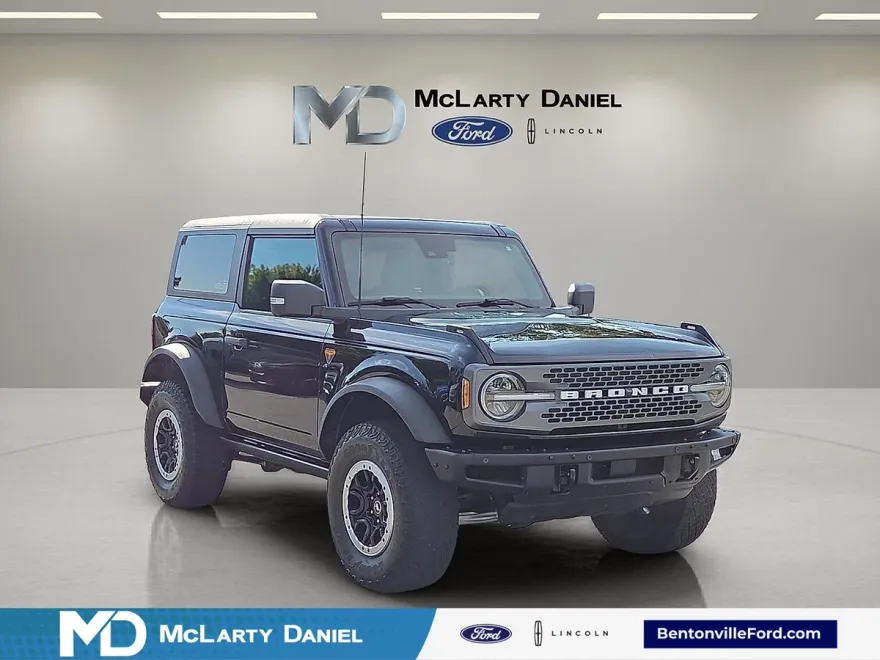 2022 Ford Bronco Badlands photo 1