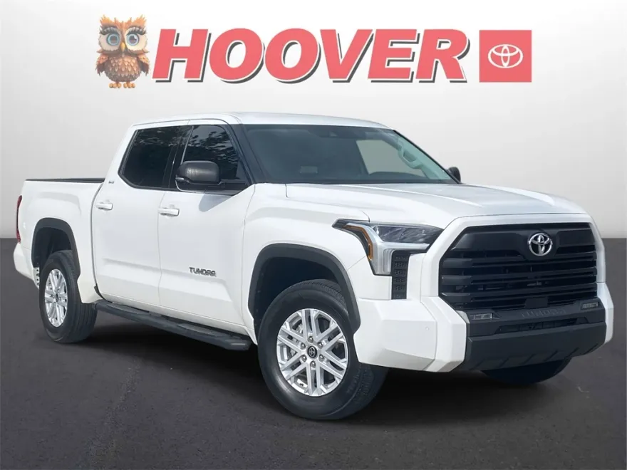 2023 Toyota Tundra SR5 photo 1