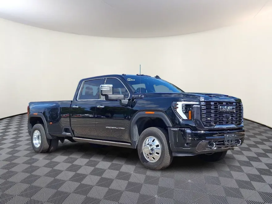 2024 Gmc Sierra HD Denali Ultimate photo 1