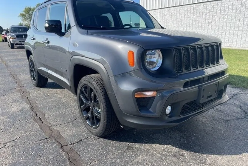 2023 Jeep Renegade Altitude photo 1