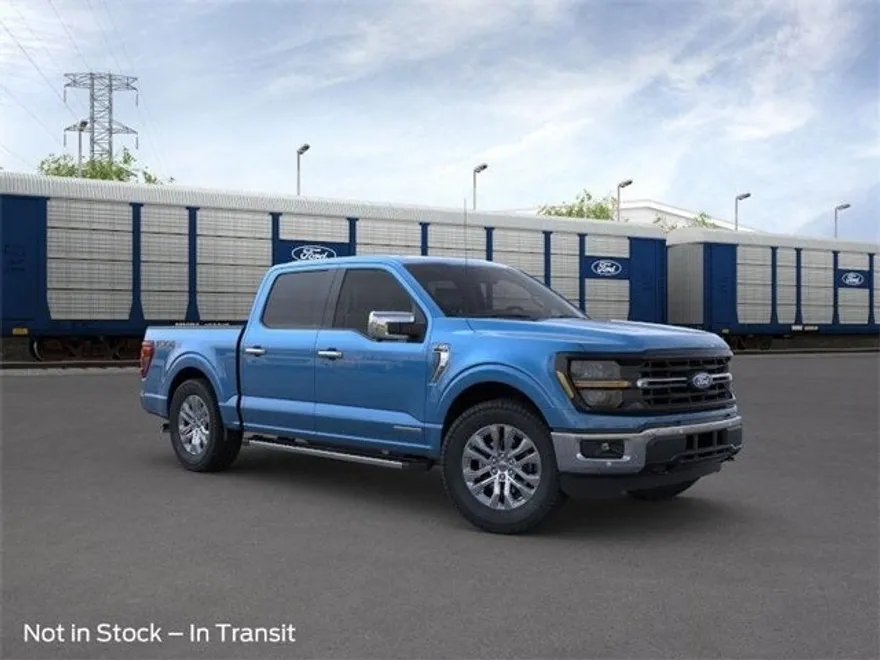2025 Ford F-150 XLT photo 1