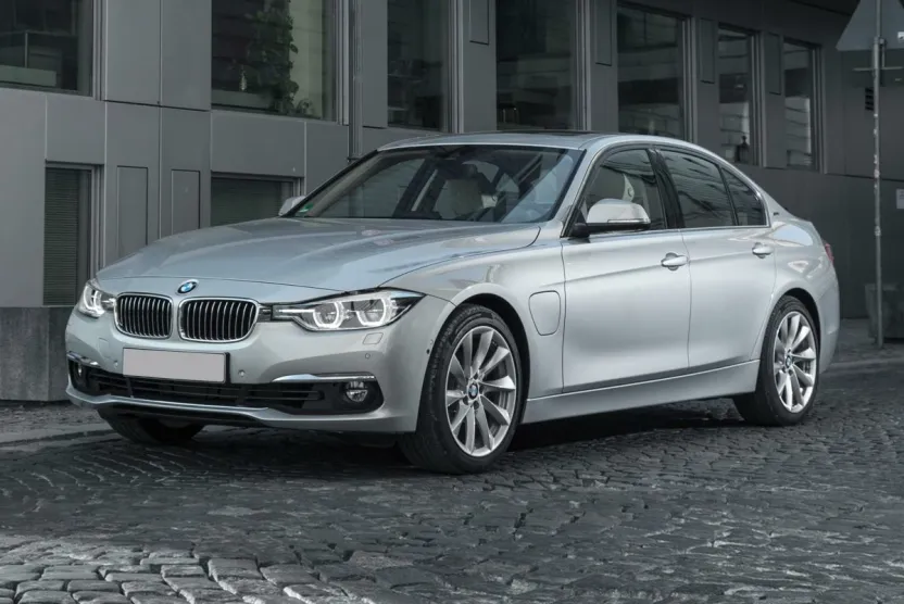 2018 Bmw 330e Sedan photo 1