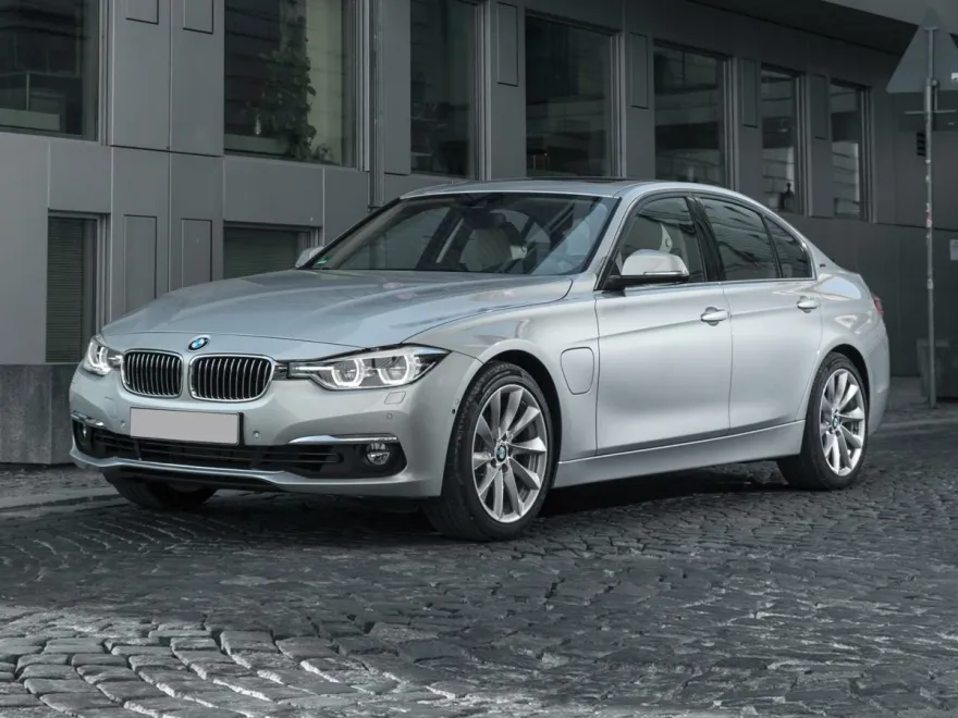 2018 Bmw 330e Sedan photo 1