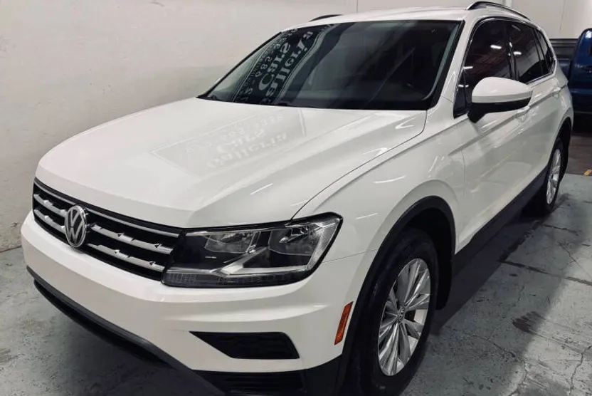 2019 Volkswagen Tiguan SE photo 1