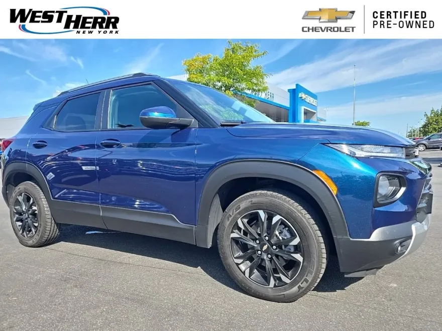 2021 Chevrolet Trailblazer LT photo 1