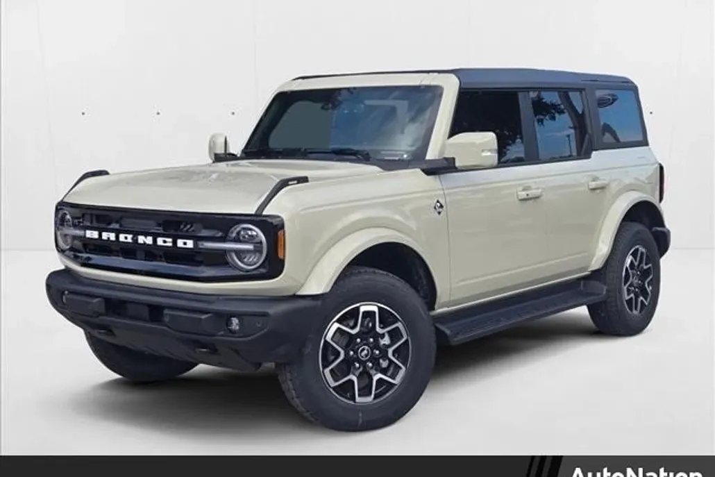 2025 Ford Bronco Outer Banks photo 1