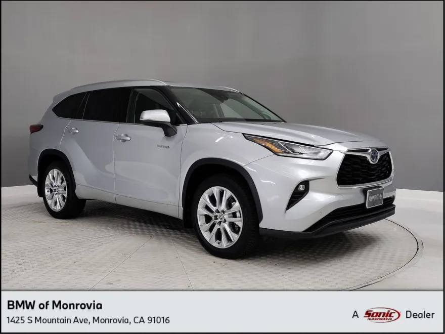 2021 Toyota Highlander Hybrid Limited photo 1