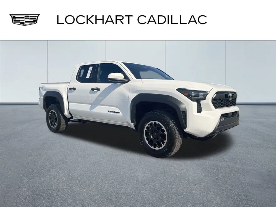 2024 Toyota Tacoma SR5 photo 1