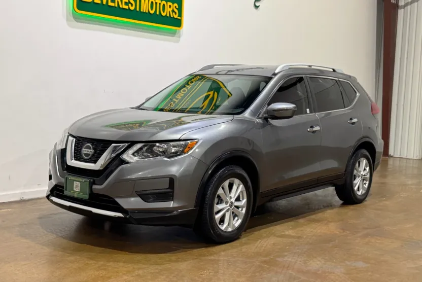 2018 Nissan Rogue photo 1