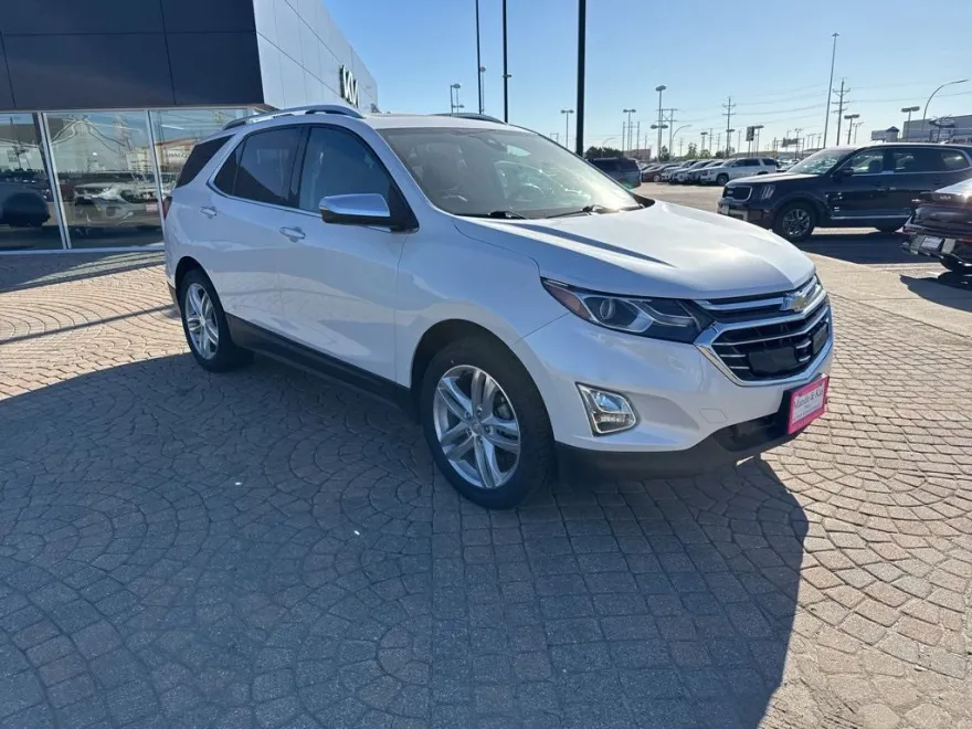 2018 Chevrolet Equinox Premier photo 1