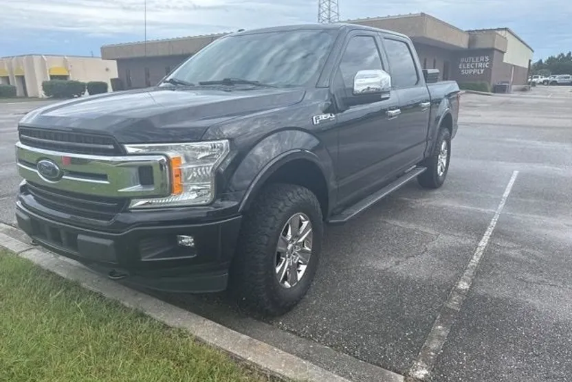 2018 Ford F-150 XLT photo 1