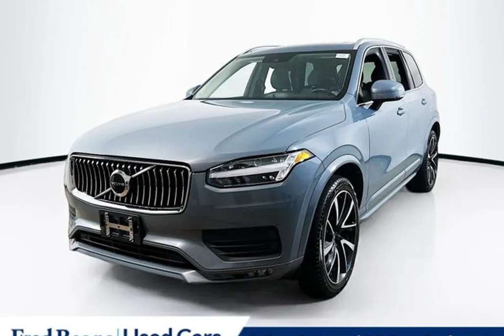 2020 Volvo XC90 T6 Momentum photo 1