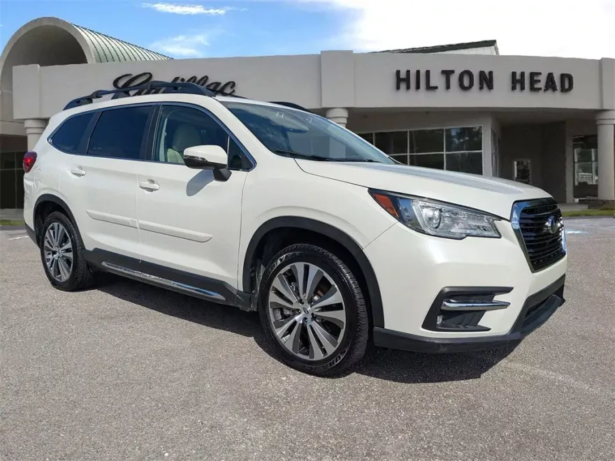 2022 Subaru Ascent Limited photo 1