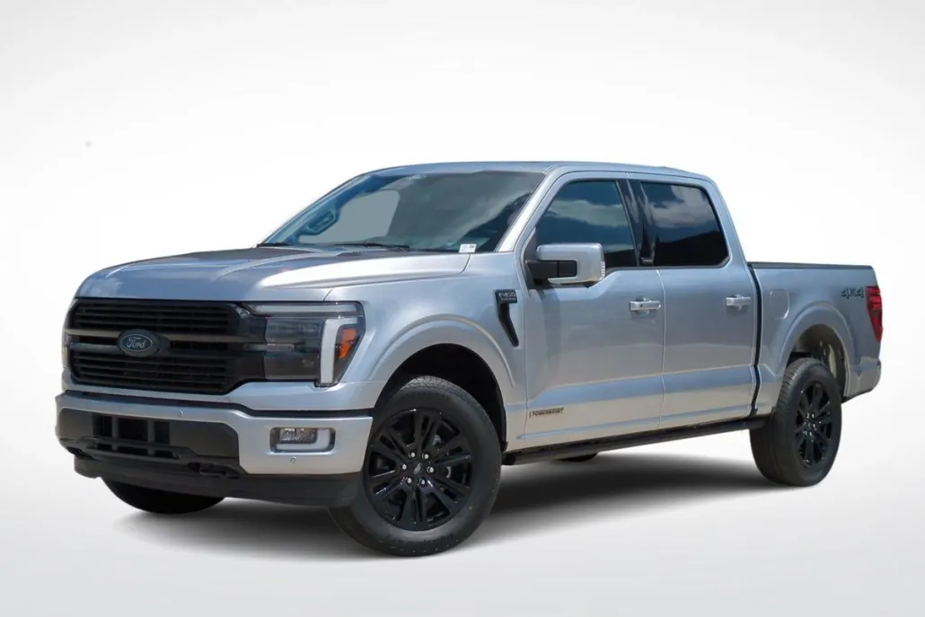 2025 Ford F-150 Platinum photo 1