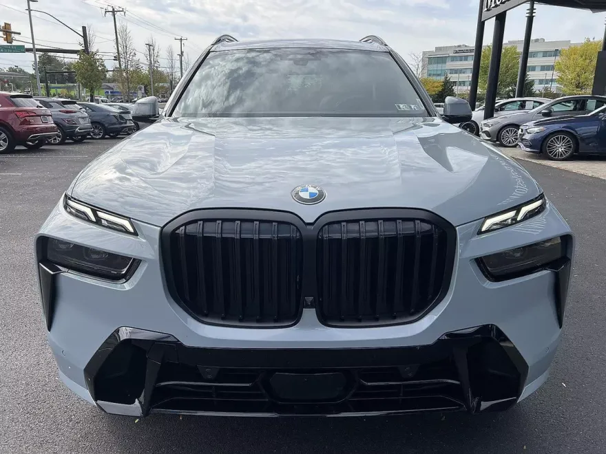 2023 Bmw X7 xDrive40i photo 1
