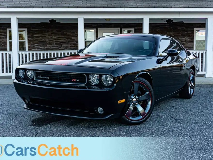 2014 Dodge Challenger photo 1