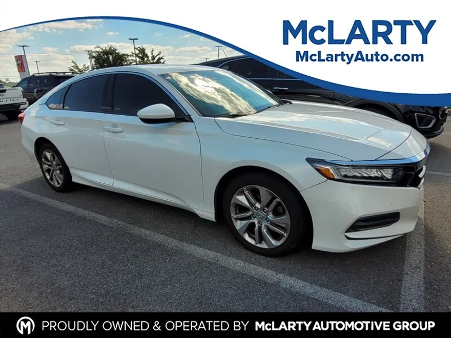 2019 Honda Accord LX photo 1