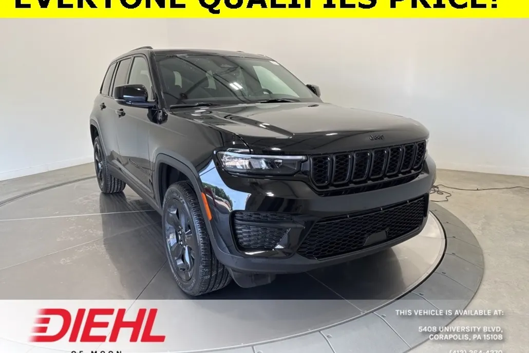 2025 Jeep Grand Cherokee Laredo X photo 1