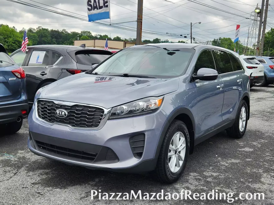 2020 Kia Sorento LX photo 1