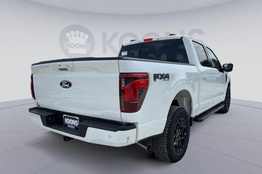2025 Ford F-150 XLT photo 1