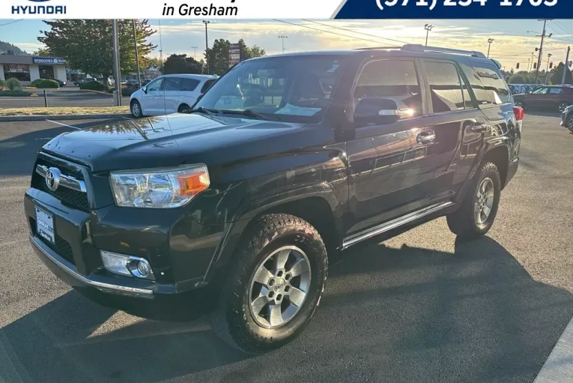 2011 Toyota 4Runner SR5 photo 1