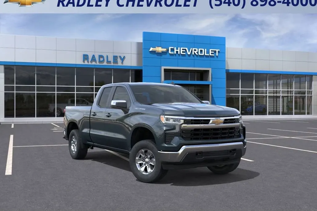 2026 Chevrolet Silverado 1500 LT photo 1