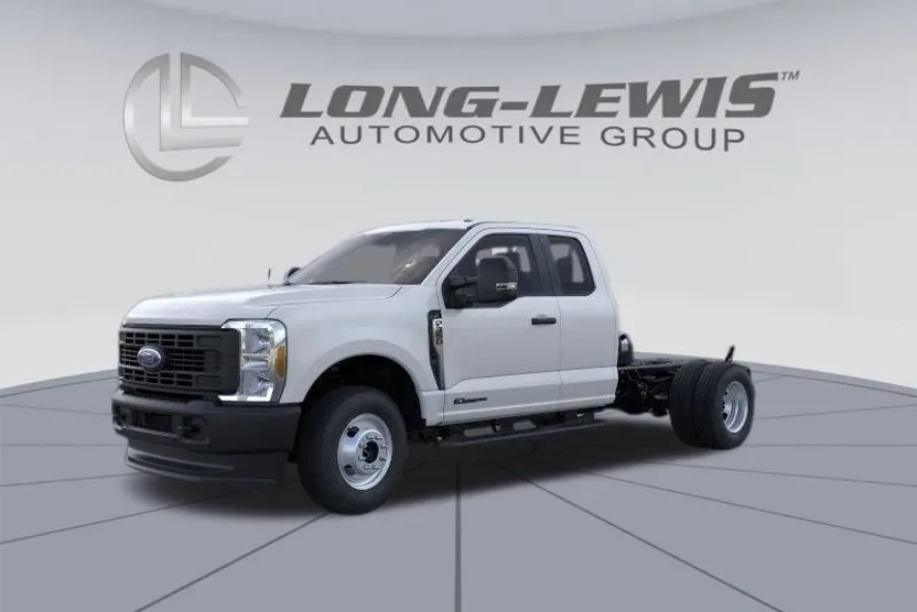 2026 Ford F-350 photo 1