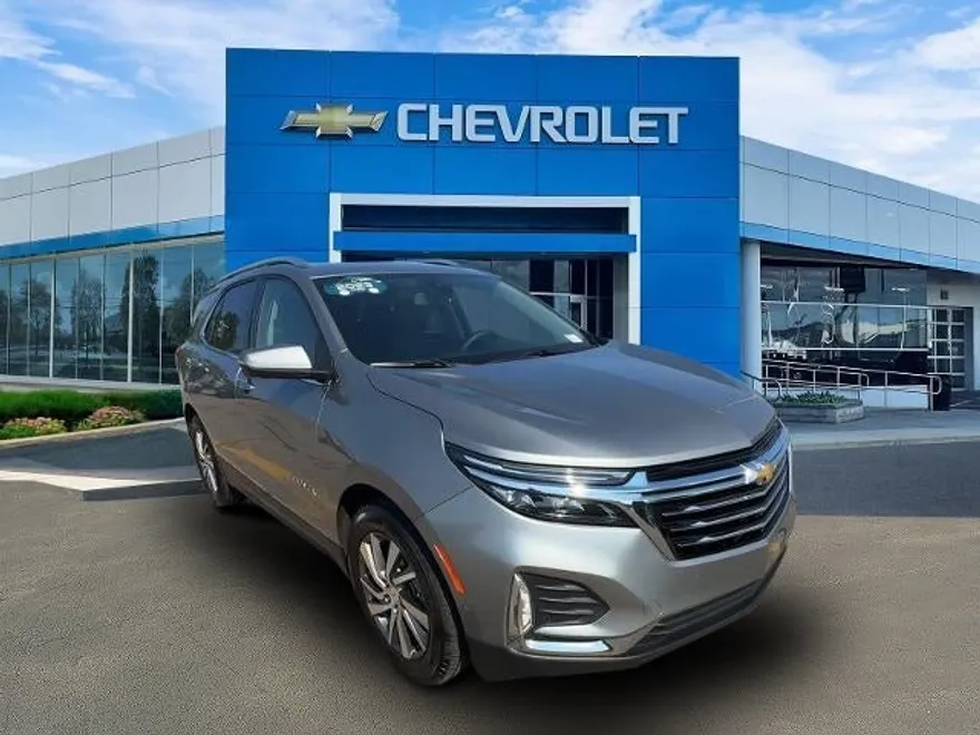 2023 Chevrolet Equinox Premier photo 1