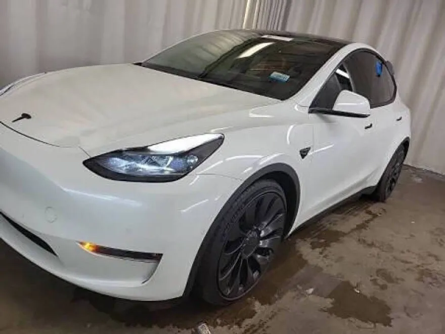 2022 Tesla Model Y Performance photo 1