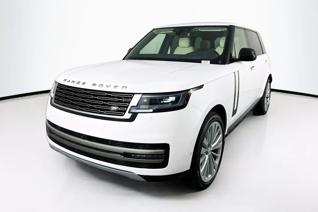 2025 Land Rover Range Rover SE photo 1