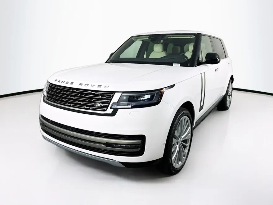 2025 Land Rover Range Rover SE photo 1