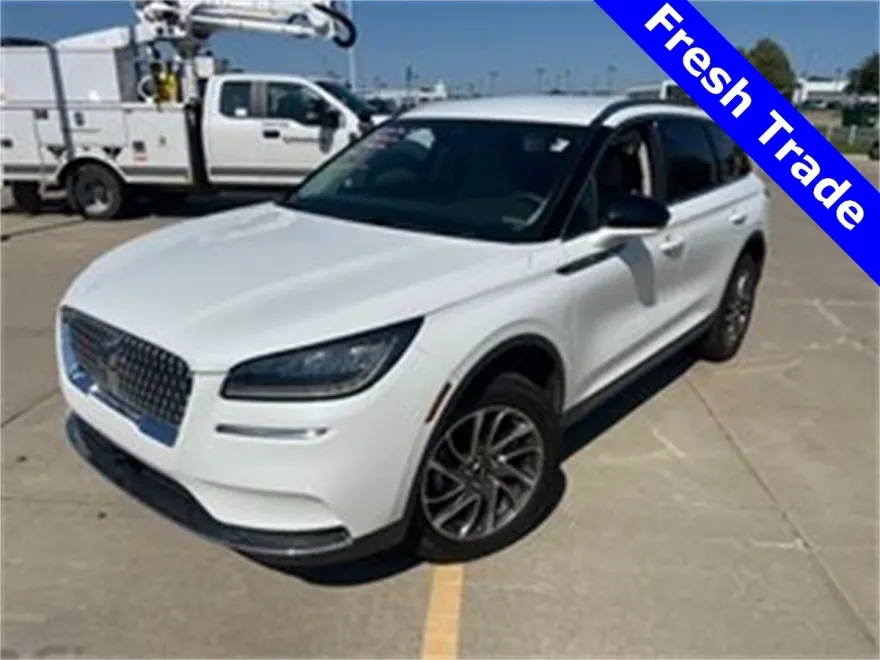 2022 Lincoln Corsair Standard photo 1