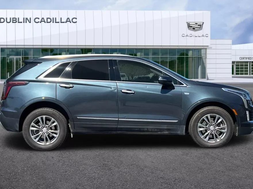 2021 Cadillac XT5 Premium Luxury photo 1