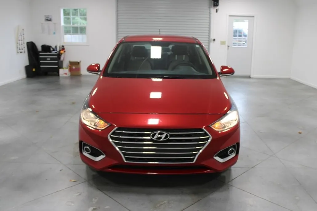2022 Hyundai Accent SEL photo 1