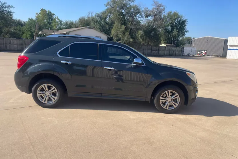 2013 Chevrolet Equinox LTZ photo 1