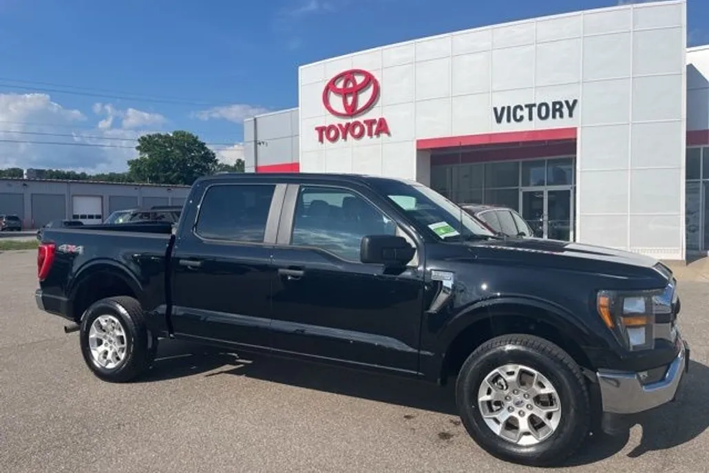 2023 Ford F-150 XLT photo 1