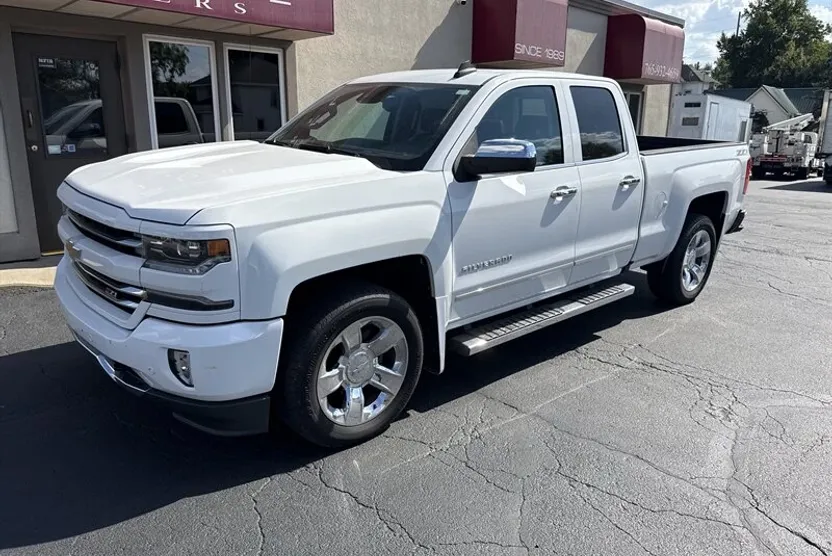 2016 Chevrolet Silverado 1500 LTZ photo 1