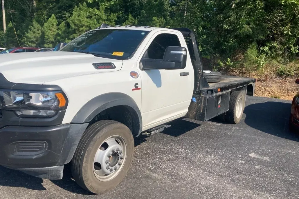 2024 Ram 5500 Tradesman SLT photo 1