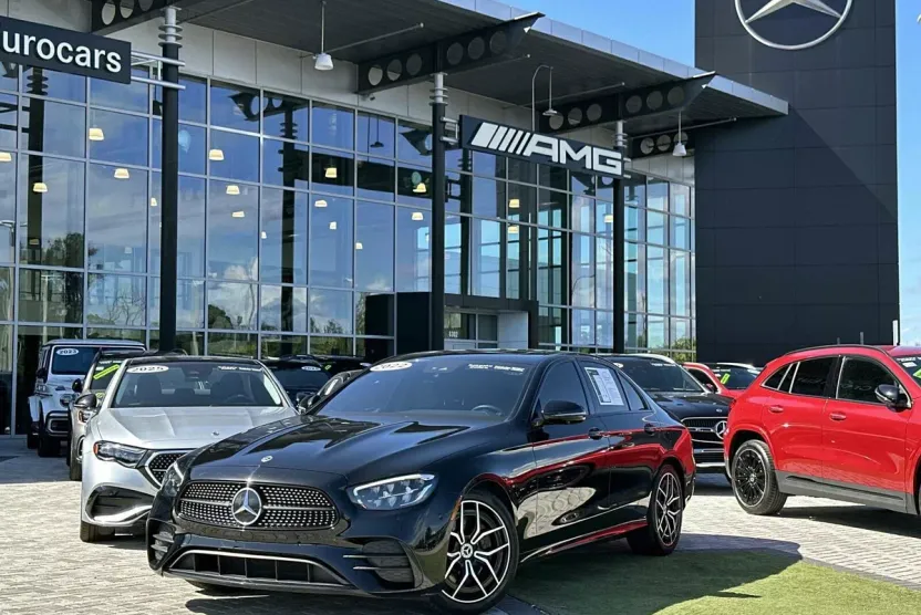 2022 Mercedes Benz E 350 Sedan photo 1