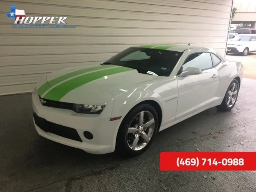 2015 Chevrolet Camaro 1LT photo 1