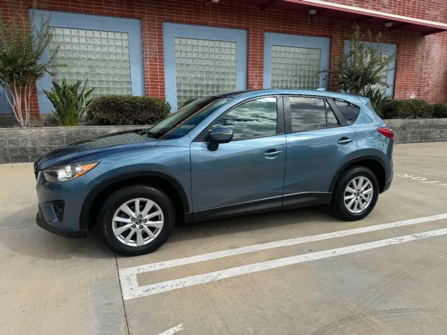 2015 Mazda CX-5 Touring photo 1