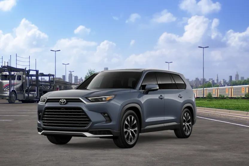 2026 Toyota Highlander Hybrid Limited photo 1