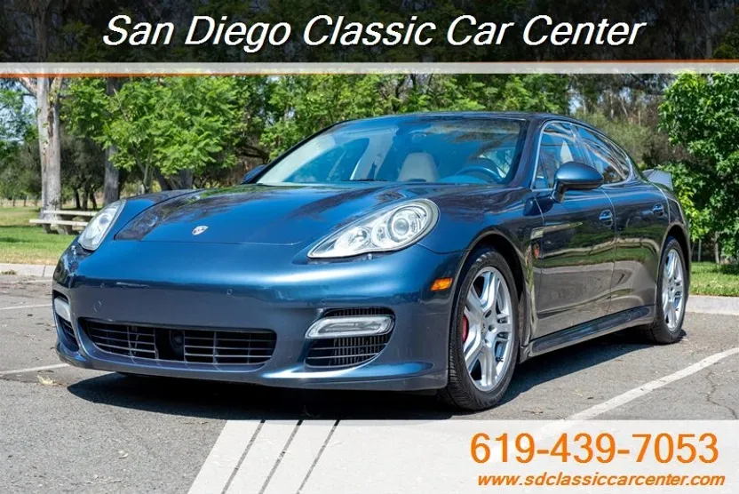 2010 Porsche Panamera Turbo photo 1