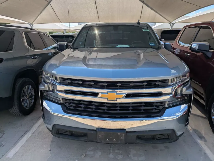 2022 Chevrolet Silverado 1500 LT photo 1
