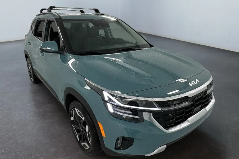 2026 Kia Seltos SX photo 1