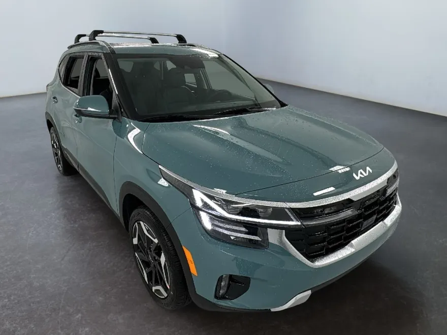 2026 Kia Seltos SX photo 1