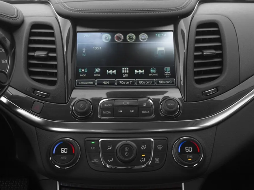 2017 Chevrolet Impala 1LT photo 9