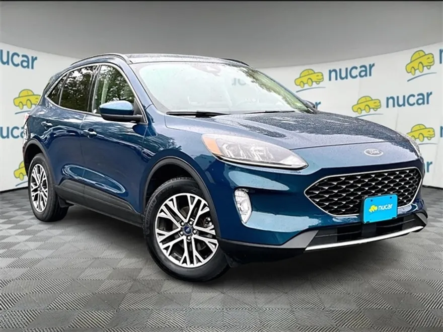 2020 Ford Escape SEL photo 1