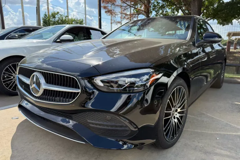 2025 Mercedes Benz C 300 photo 1